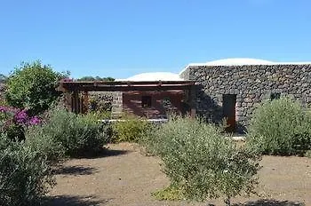 Villa Dammusi e Relax Pantelleria 0*,